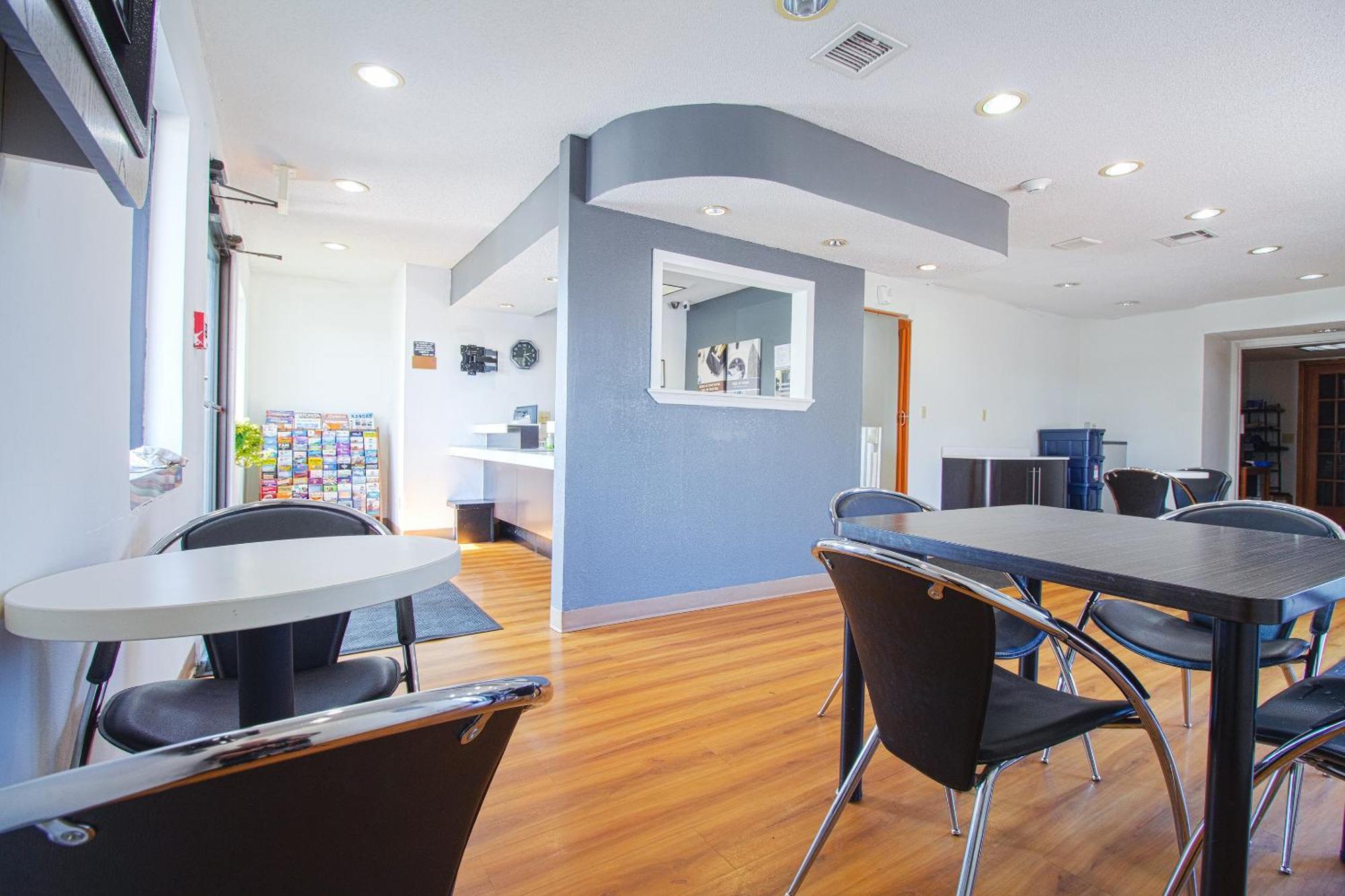 Studio 6-Oklahoma City, OK - Airport Bagian luar foto